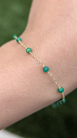 Yellow gold emerald bracelet